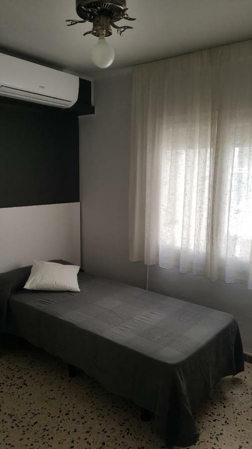 Hostal Can Joanet Cambrils Eksteriør bilde